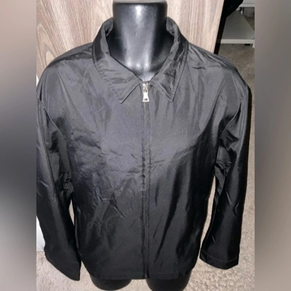 Men’s used size XL polyester black banana republic full zip jacket Pre own item